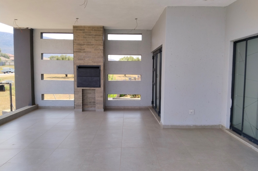 7 Bedroom Property for Sale in Gateway Manor North West